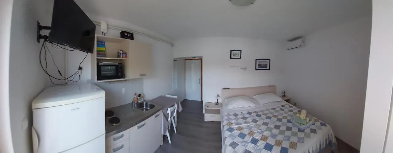 Gvacic House Apartment Supetarska Draga Croatia